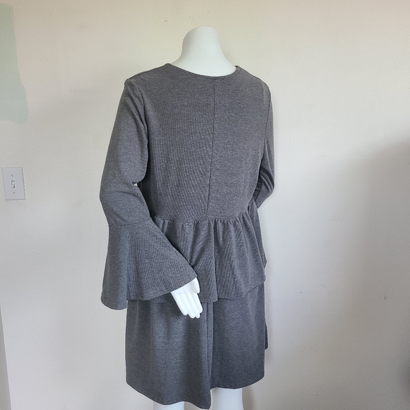 Reborn - Ruffled Dress - Picture 2 of 10